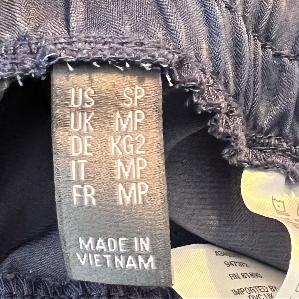 AnyBody Jogger Pants - Picture 10 of 10